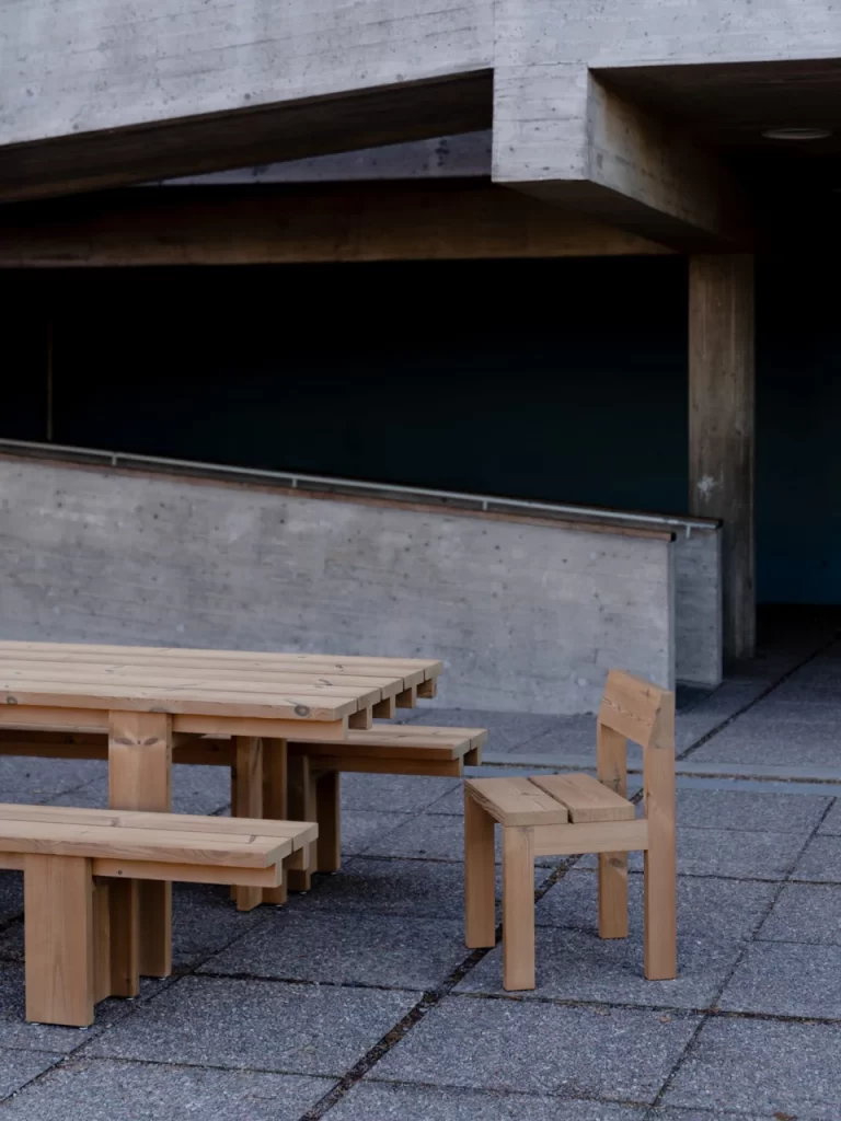 ترمووود استاندارد مبلمان فضای باز